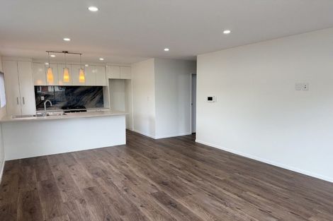 Photo of property in 466a Massey Road, Mangere East, Auckland, 2024