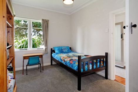 Photo of property in 7 Hinekohu Street, New Lynn, Auckland, 0600