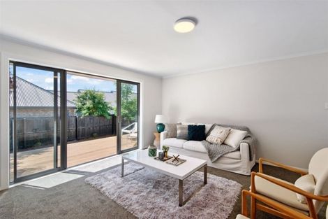 Photo of property in 55 Mcfaddens Road, St Albans, Christchurch, 8052
