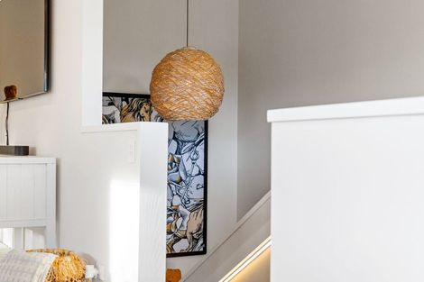Photo of property in 6 Andre Rise, Stanmore Bay, Whangaparaoa, 0932