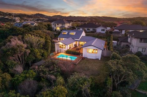 Photo of property in 23 Samwell Drive, Whitby, Porirua, 5024