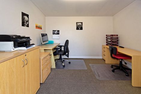 Photo of property in 7 Hinekohu Street, New Lynn, Auckland, 0600