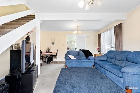 Photo of property in 5 Kowhai Street, Naenae, Lower Hutt, 5011