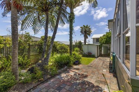 Photo of property in 43 Dorset Avenue, Westown, New Plymouth, 4310