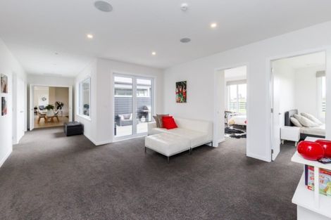 Photo of property in 33 Hartwell Drive, Kelvin Grove, Palmerston North, 4470