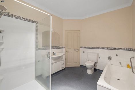 Photo of property in 24 Rutherford Street, Otumoetai, Tauranga, 3110