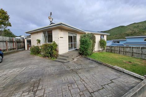 Photo of property in 9 Colorado Grove, Brooklyn, Wellington, 6021