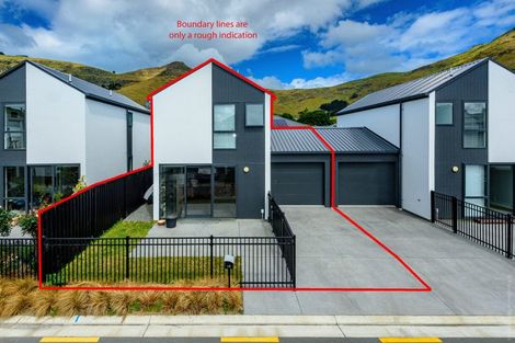 Photo of property in 16 Wheatsheaf Lane, Heathcote Valley, Christchurch, 8022