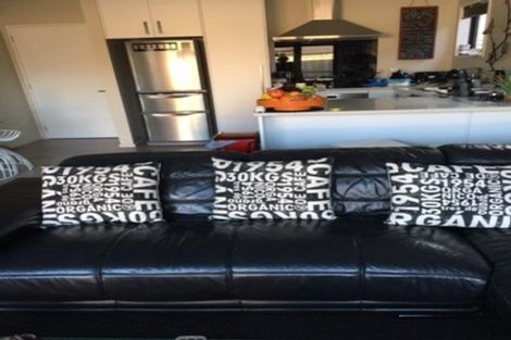 Photo of property in 67 Faringdon Boulevard, Rolleston, 7615