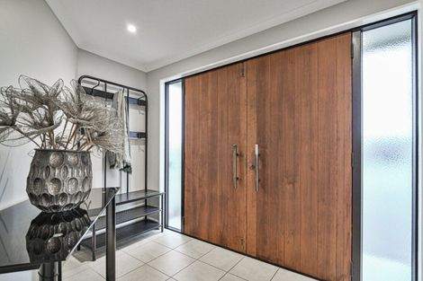 Photo of property in 285 Te Mata Mangateretere Road, Havelock North, 4180