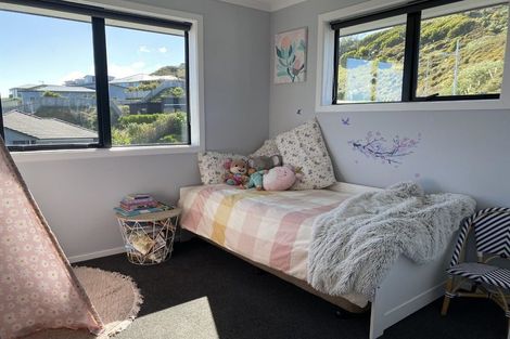 Photo of property in 163 Navigation Drive, Whitby, Porirua, 5024