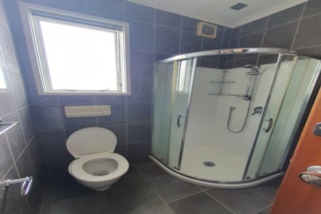 Photo of property in 28 Bassett Road, Johnsonville, Wellington, 6037