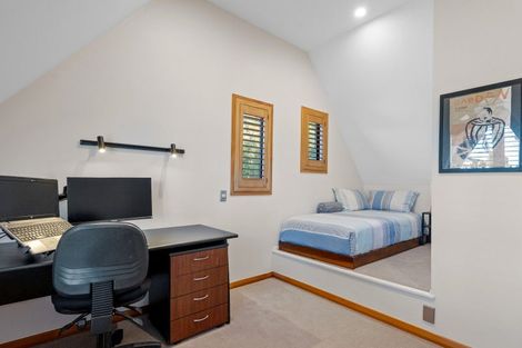 Photo of property in 10 Tuawera Terrace, Clifton, Christchurch, 8081