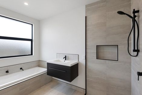 Photo of property in 32 Fearne Drive, Woodend, 7610