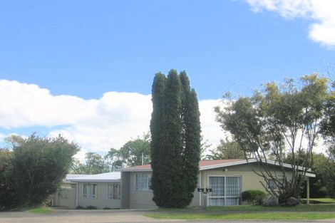 Photo of property in 1/15 Regents Grove, Richmond Heights, Taupo, 3330
