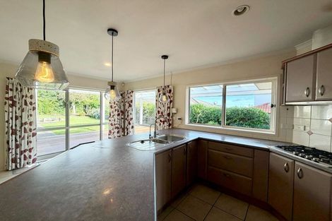 Photo of property in 12 Adrigole Place, East Tamaki, Auckland, 2013
