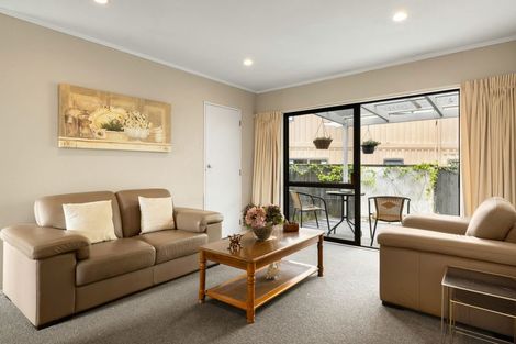 Photo of property in 20 Essendon Court, Glenview, Hamilton, 3206