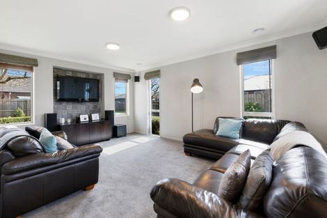 Photo of property in 8 Overbury Crescent, Rolleston, 7614