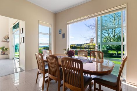 Photo of property in 172 Kaipikari Road Upper, Urenui, 4375