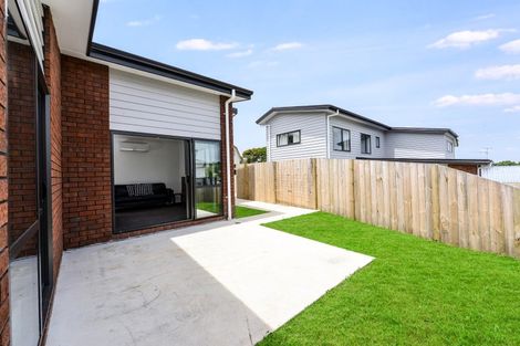 Photo of property in 28u2 Mckay Drive, Temple View, Hamilton, 3218