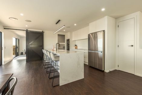 Photo of property in 94 Kotare Street, Waikanae, 5036