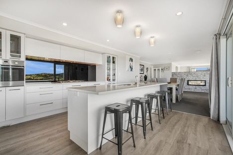Photo of property in 19 Seaview Crescent, Hatfields Beach, Orewa, 0931