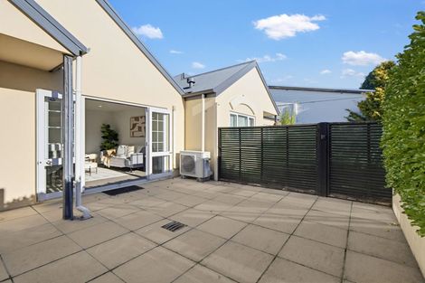 Photo of property in 4/55 Parade Court, Addington, Christchurch, 8024