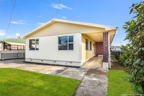 Photo of property in 19 Railway Esplanade, East Gore, Gore, 9710