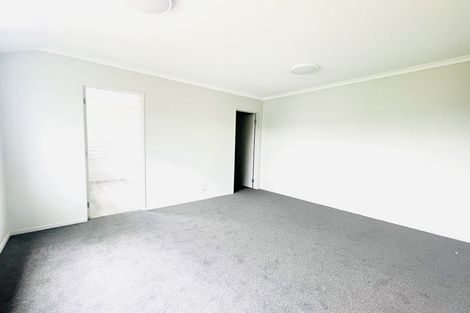 Photo of property in 6d Melleray Place, Randwick Park, Auckland, 2105