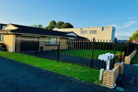 Photo of property in 4/327 Great South Road, Papakura, 2110