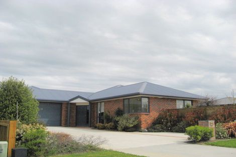 Photo of property in 22 Parkinson Place, Woodend, 7610
