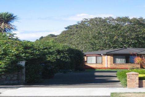 Photo of property in 2f1- Exchange Street, Ebdentown, Upper Hutt, 5018