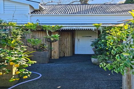 Photo of property in 36 Rame Road, Greenhithe, Auckland, 0632