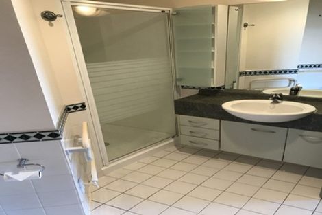 Photo of property in Grandstand Apartments, 10/80u Kent Terrace, Mount Victoria, Wellington, 6011