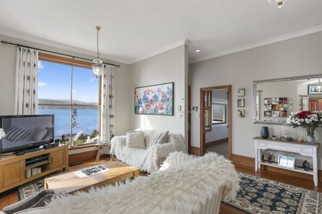 Photo of property in 285 Karaka Bay Road, Karaka Bays, Wellington, 6022