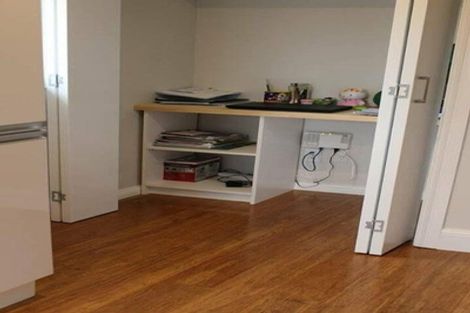 Photo of property in 11 Madeira Close, Whitby, Porirua, 5024
