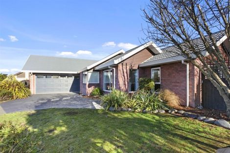 Photo of property in 33 Kirsten Place, Parklands, Christchurch, 8083