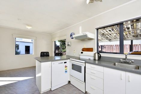Photo of property in 16 Lord Rutherford Road North, Brightwater, 7022