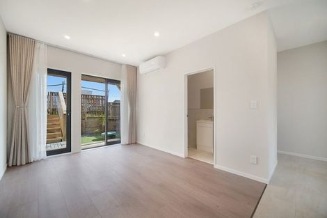 Photo of property in 6/65 Moire Road, Massey, Auckland, 0614