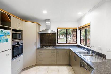Photo of property in 12 Stoneleigh Drive, Chartwell, Hamilton, 3210