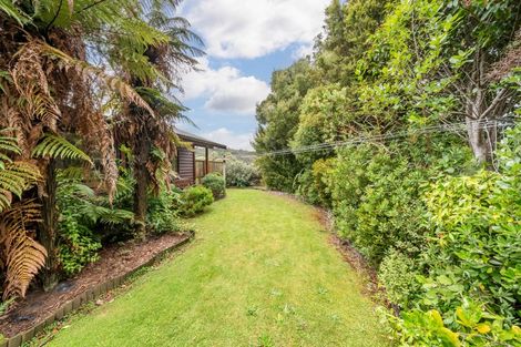 Photo of property in 38 Emerald Hill Drive, Birchville, Upper Hutt, 5018