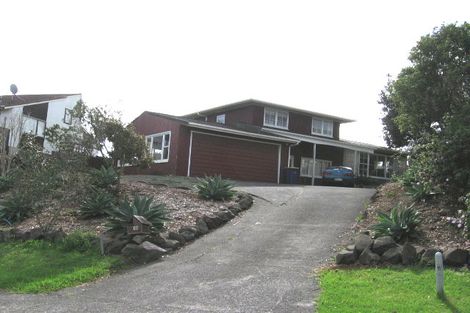 Photo of property in 19 Cyclarama Crescent, Massey, Auckland, 0614