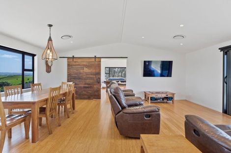 Photo of property in 55 Harambee Road, Taiharuru, Onerahi, 0192