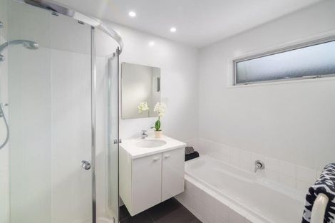 Photo of property in 54 Edward Avenue, Edgeware, Christchurch, 8013