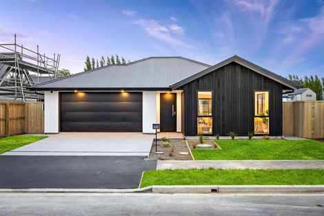 Photo of property in 32 Oakmill Drive, Casebrook, Christchurch, 8051