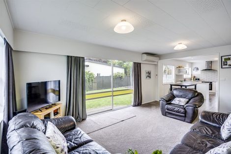 Photo of property in 46 Anderson Road, Taradale, Napier, 4112