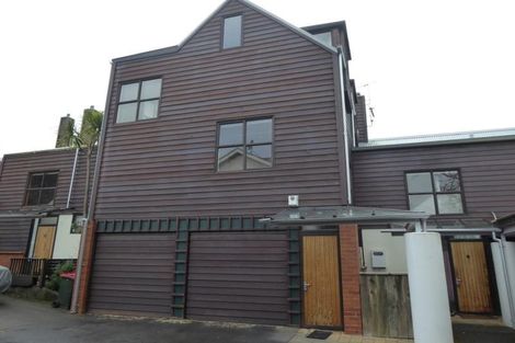 Photo of property in 80u2 Hobson Street, Thorndon, Wellington, 6011
