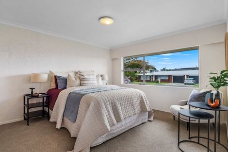Photo of property in 2 Tupaea Place, Otumoetai, Tauranga, 3110