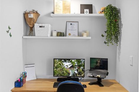 Photo of property in 15 Pohutukawa Parade, Riverhead, 0820