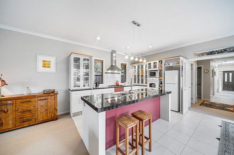 Photo of property in 18 Milesbrook Close, Rangiora, 7400